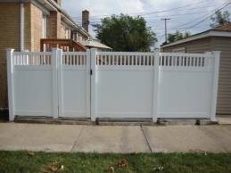 Beautiful White Vinyl Fences